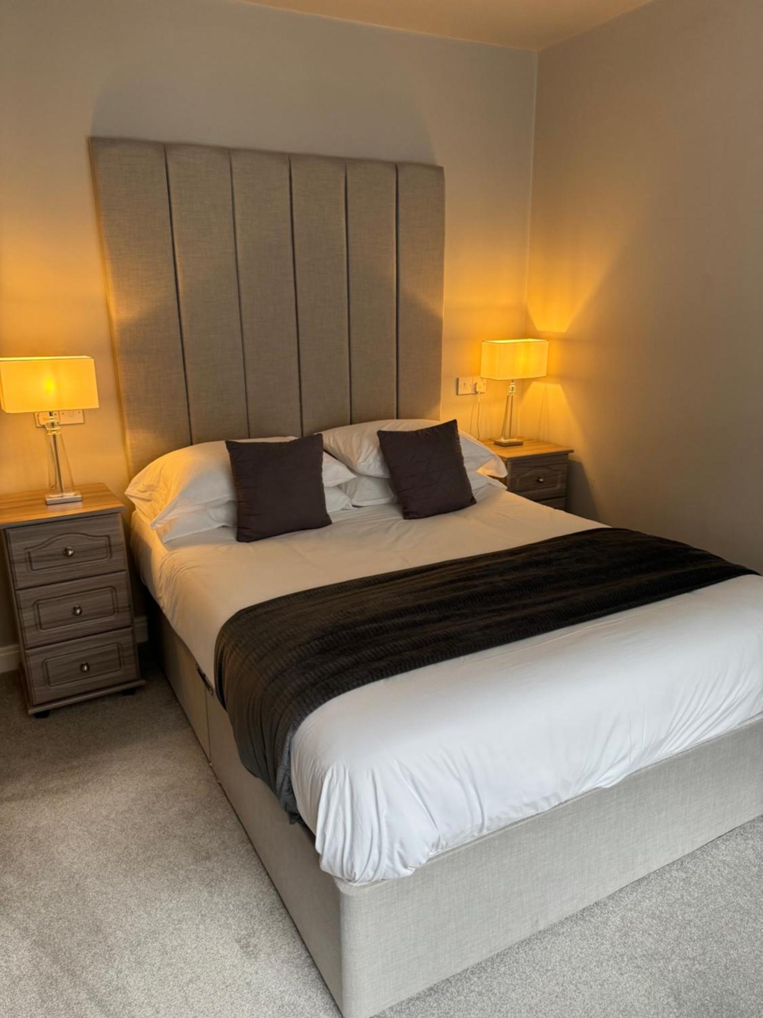 Beach House Apartment On Ground Floor With Sea View - Pet Friendly Cleveleys Kültér fotó